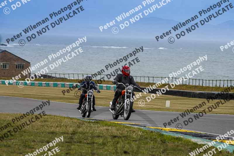 anglesey no limits trackday;anglesey photographs;anglesey trackday photographs;enduro digital images;event digital images;eventdigitalimages;no limits trackdays;peter wileman photography;racing digital images;trac mon;trackday digital images;trackday photos;ty croes